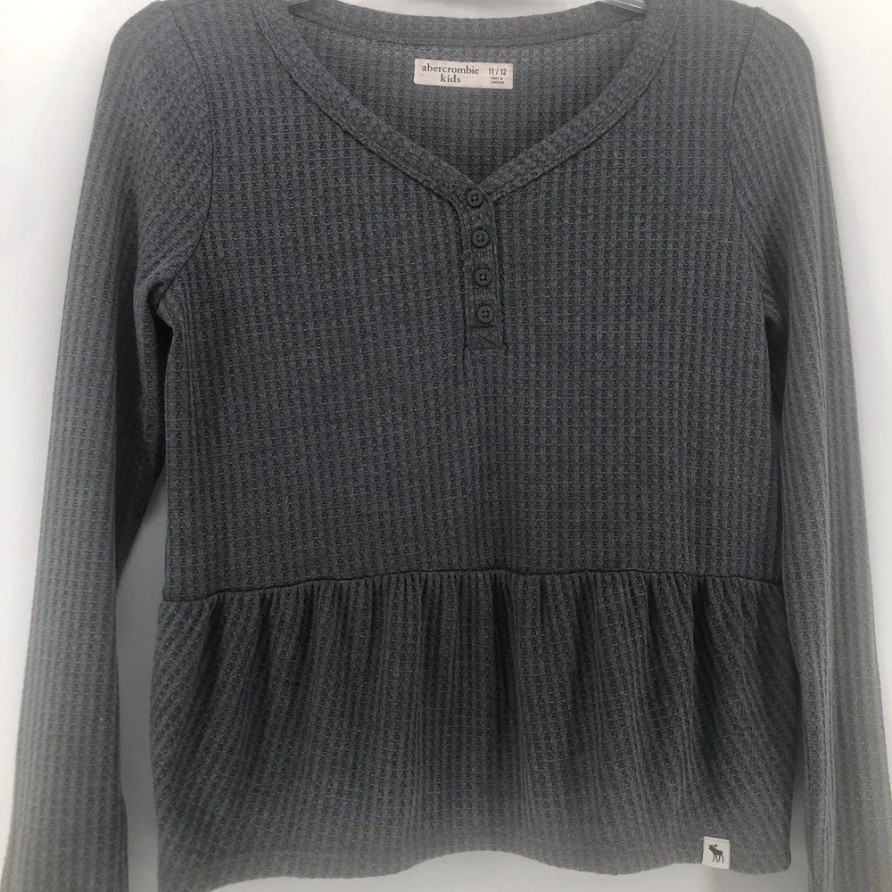 Abercrombie Kids 11/12 Gray Thermal Knit Peplum Tee Top Long Sleeve With Logo